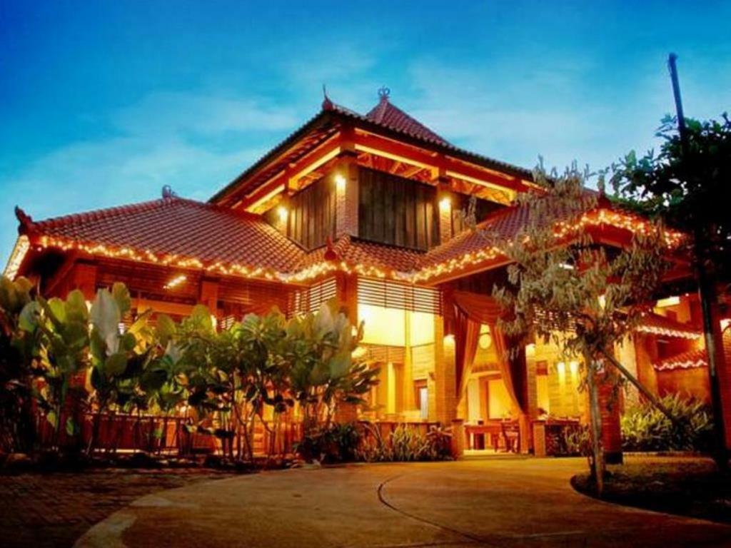 Nyiur Resort Hotel Pangandaran Esterno foto